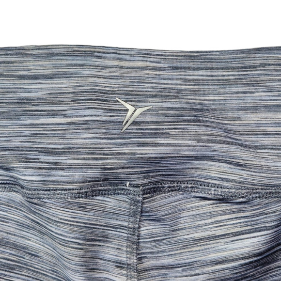 EUC Old Navy Active Go-Dry Twist-Hem Leggings Sz. L [12-14] Gray Spacedye - Picture 4 of 11